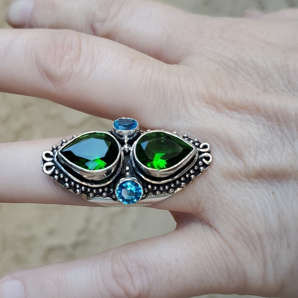 New Chrome Diopside and Blue Topaz 925 Silver Statement Ring. - Picture 3 of 16